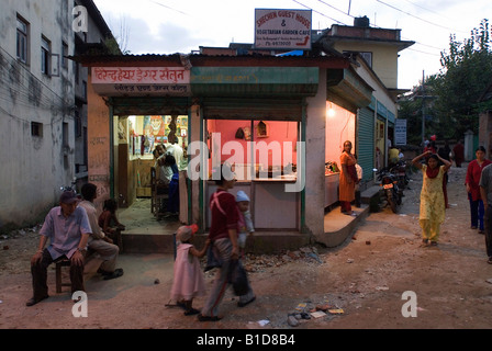 Barbiere e butcher a Kathmandu, Napal Foto Stock