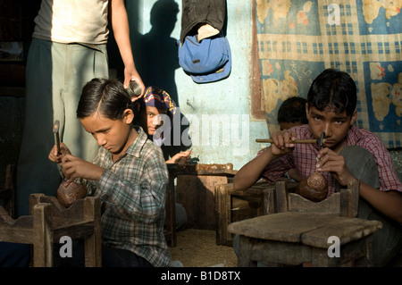 Il lavoro minorile in Kathmandu, Nepal Foto Stock