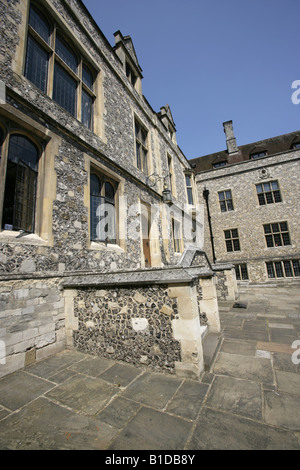 Città di Winchester, Inghilterra. Parte del castello di Winchester edifici sopravvissuti e la sala grande. Foto Stock