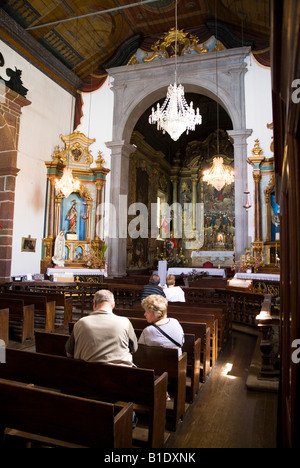 dh Chiesa di Nossa Senhora MONTE MADEIRA Chiesa del nostro Lady interno altare chiese cattoliche romane fare Foto Stock