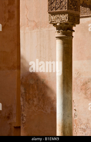 Pilastro. Tombe Saadiane, Marrakech, Marocco Foto Stock