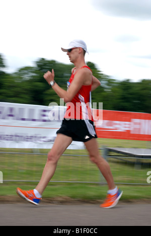 Gara internazionale di corsa a piedi a Leamington Spa, Regno Unito Foto Stock