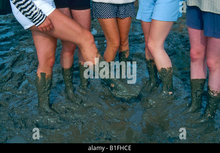 Bambini in mudflat Isle Norderney Est Isole Frisone Nordsee Deutschland Norderney Isola Germania Foto Stock