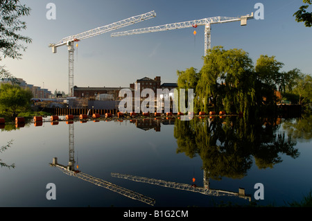 Wakefield Waterfront e Weir View Point da Thornes Lane per Tootal street Hepworth Wakefield Gallery Foto Stock