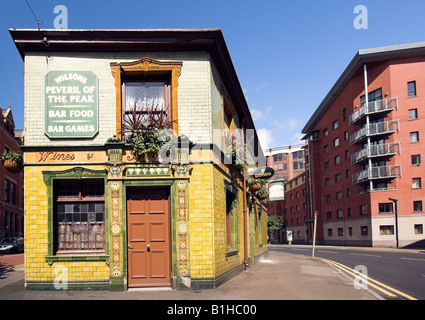 Dettagli architettonici,: Peveril del picco, public house, Great Bridgewater Street, Manchester, Regno Unito Foto Stock