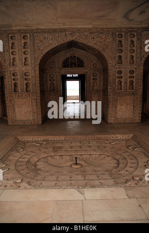 All'interno di Red Fort Agra India AKA Lal Qila Fort Rouge e al Forte di Agra Foto Stock