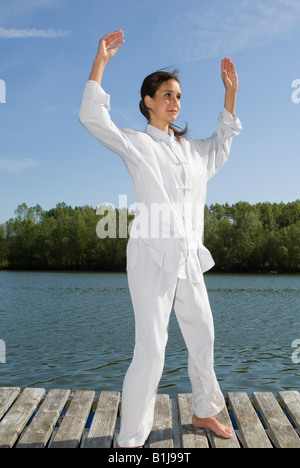 Tai Chi, Sau Gong esercizio, raccogliendo il Qi Foto Stock