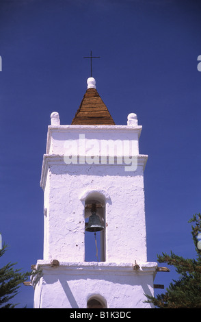 Campanile della chiesa nella piazza principale di Toconao, vicino a San Pedro de Atacama, Cile Foto Stock