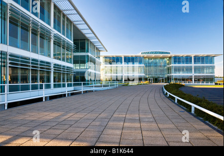 Il nuovo moderno contemporaneo e Stella Pegasus edifici per uffici su Windmill Hill Business Park, Swindon, Wiltshire, Inghilterra, Regno Unito Foto Stock