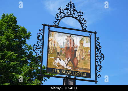 The Bear Hotel segno, Park Street, Woodstock, Oxfordshire, England, Regno Unito Foto Stock