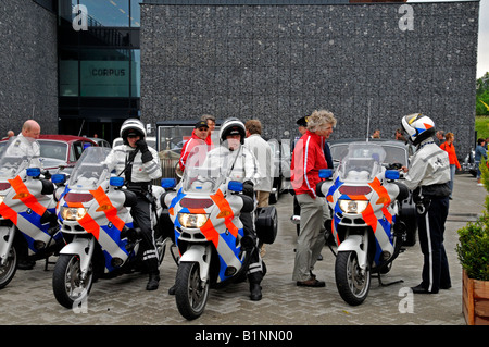 La polizia olandese Holland Olanda motore bici Foto Stock