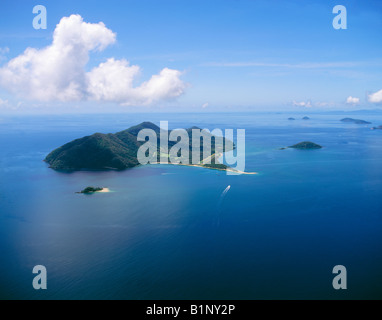 Rivestito di foresta pluviale Resort Isola Dunk Island Tropical North Queensland Australia Foto Stock