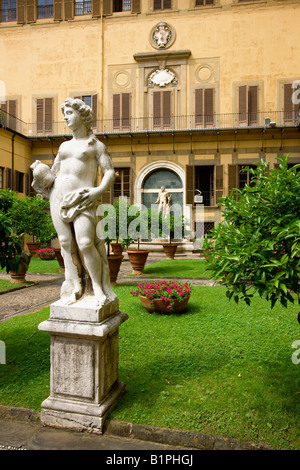 Cortile del Palazzo Medici Riccardi a Firenze Foto Stock