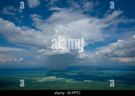 Ampia vista della Hudson Valley dalla scarpata Trail nello Stato di New York Foto Stock