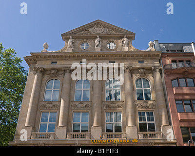 Facciata di una casa in stile guglielmino banca Commerzbank in Frankfurt am Main Hesse Germania Foto Stock