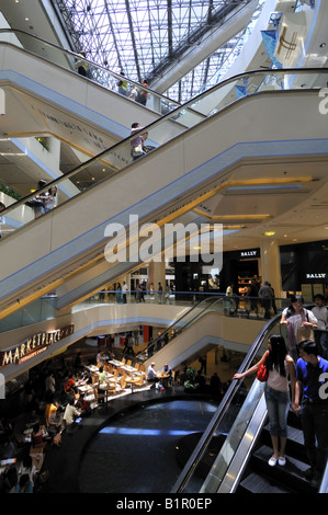 Singapore Raffles City shopping mall Foto Stock