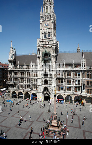 Nuovo municipio, piazza Marienplatz, Monaco di Baviera, Baviera, Germania, Europa Foto Stock