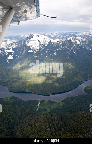 Lago nelle Montagne Rocciose, British Columbia, Canada, America del Nord Foto Stock