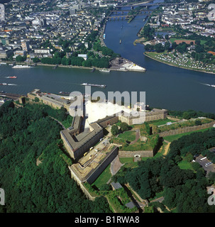 Fortezza Ehrenbreitstein e Deutsches Eck, vista aerea, Coblenza, Renania-Palatinato, Germania, Europa Foto Stock