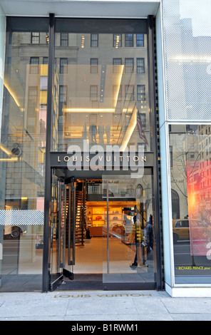 Louis Vuitton boutique di Manhattan, New York City, Stati Uniti d'America Foto Stock