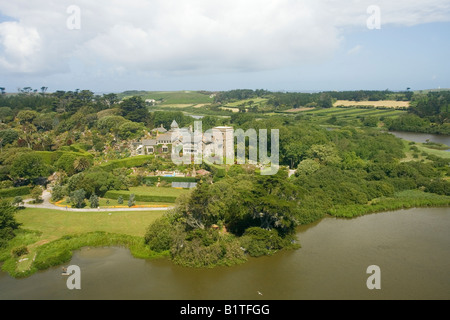 Tresco Isola e Abbey vista aerea Isole Scilly Cornwall Inghilterra GB Gran Bretagna UK Regno Unito Isole Britanniche Europa UE Foto Stock