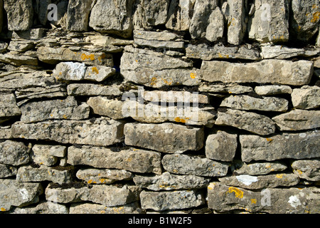 Muro di pietra Coln St Aldwyns Costwolds REGNO UNITO Foto Stock