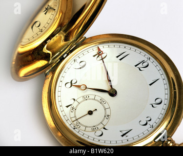 Concetto di tempo: Golden orologio da tasca Foto Stock