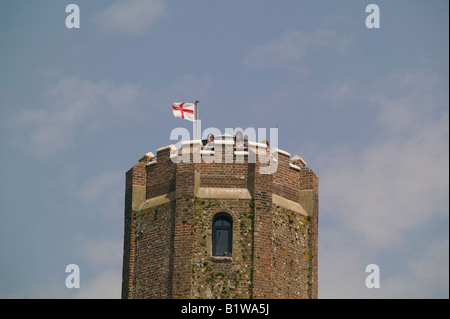 Trinity House costruito il 86ft Naze ottagonale Torre nel 1720 come un marchio di navigazione alla spedizione di aiuto Foto Stock