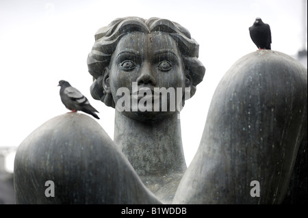 Dettaglio del 'fiume', una fontana e la funzione di scultura in Victoria Square nel centro di Birmingham, Inghilterra. Foto Stock