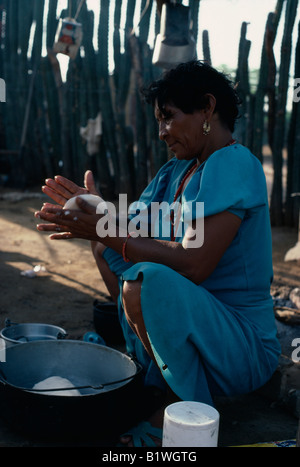 COLOMBIA Guajira Peninsula Guajiro indiani Foto Stock