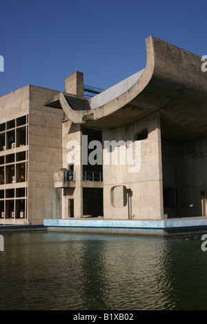 Il gruppo di Palazzo Edificio, Chandigarh, progettato Le Corbusier, Foto Stock