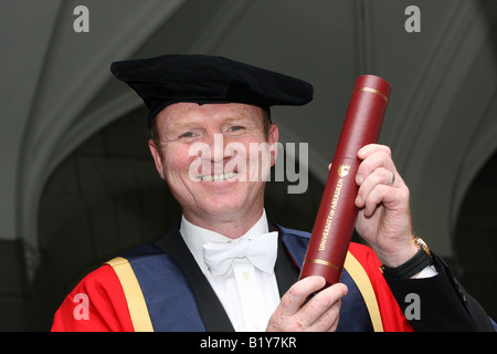 Ex Rangers e Scozia responsabile Alex Mcleish ha ottenuto la laurea honoris causa di dottore honoris causa presso l'Università di Aberdeen Foto Stock
