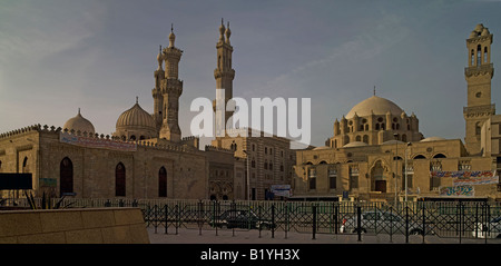 Alta risoluzione panorama di al-Azhar e Abu al-Dhahab moschee al Cairo, Egitto Foto Stock