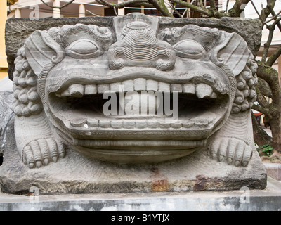 Champa medievale statua, Museo di Storia, Hanoi, Vietnam Foto Stock