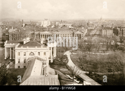 Casa Bianca e Edificio del Tesoro a Washington DC 1890s. Albertype (foto). Foto Stock