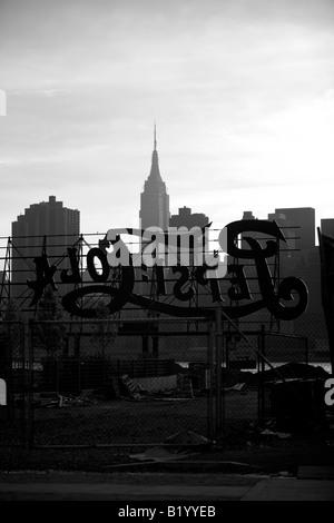 Famoso Pepsi Cola segno su NYC con Manhattan in background Queens NY USA Foto Stock