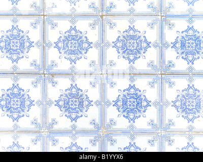 Tipico bianco e blu portoghese di piastrelle di ceramica Azulejos chiamato Foto Stock