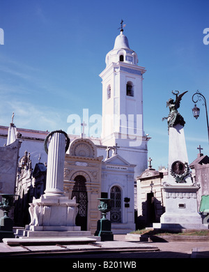 Elaborare i mausolei di marmo nella Recoleta Cemetery Buenos Aires Argentina Foto Stock