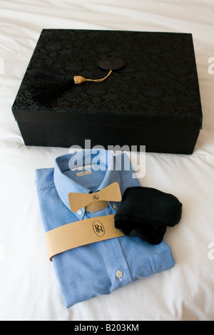 Shirt riciclati e restituiti in confezione lusso presso l'Hotel di Pechino CINA Foto Stock