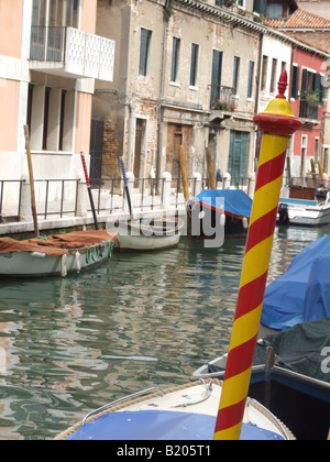 Dettaglio della gondola a Venezia, Italia Foto Stock