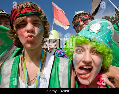 Crazy poliziotti verde al Glastonbury festival Pilton Somerset REGNO UNITO Europa Foto Stock