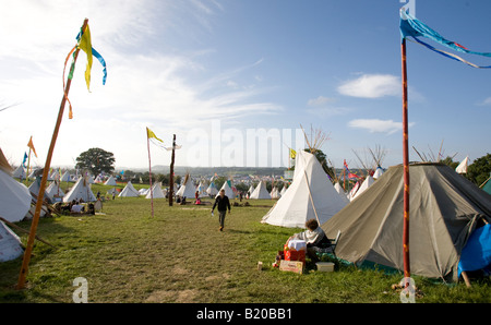 Tipi di campo festival di Glastonbury Pilton Somerset REGNO UNITO Europa Foto Stock