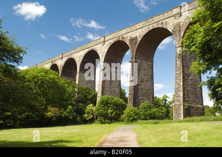 Porthkerry viadotto ferroviario nel Porthkerry Country Park Vale of Glamorgan Galles del Sud Foto Stock