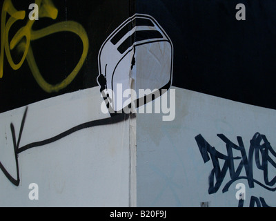 Tostapane, obbedire, street art poster, LONDRA, REGNO UNITO, California, USA, arte urbana, Arte di strada, contemporaneo, Banksy, Foto Stock