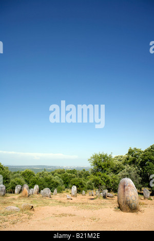 Cerchio di pietra, il Almendres Cromlech, Evora, Portogallo Foto Stock