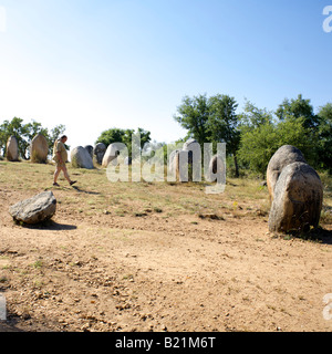 Cerchio di pietra, il Almendres Cromlech, Evora, Portogallo Foto Stock