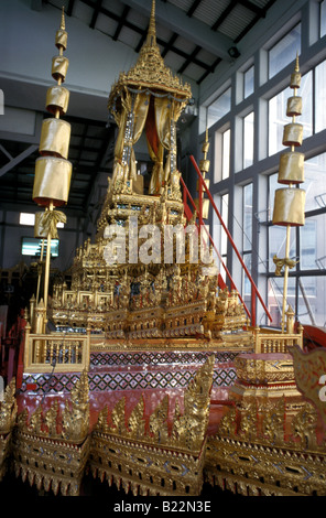 Royal sepoltura carro il museo nazionale di Bangkok in Thailandia Foto Stock