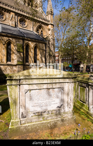 Cimitero di St Mary Abbots Chiesa Kensington London W8, Regno Unito Foto Stock