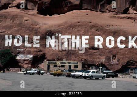 Attrazione turistica Hole in the Rock, autostrada 191 nello Utah meridionale, Stati Uniti. Costruito originariamente dalla famiglia Christensen come casa di famiglia. Foto Stock