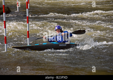 Canoa Slalom Campionati Nazionali a Grandtully fiume Tay Perthshire Scozia Marzo 2008 Foto Stock